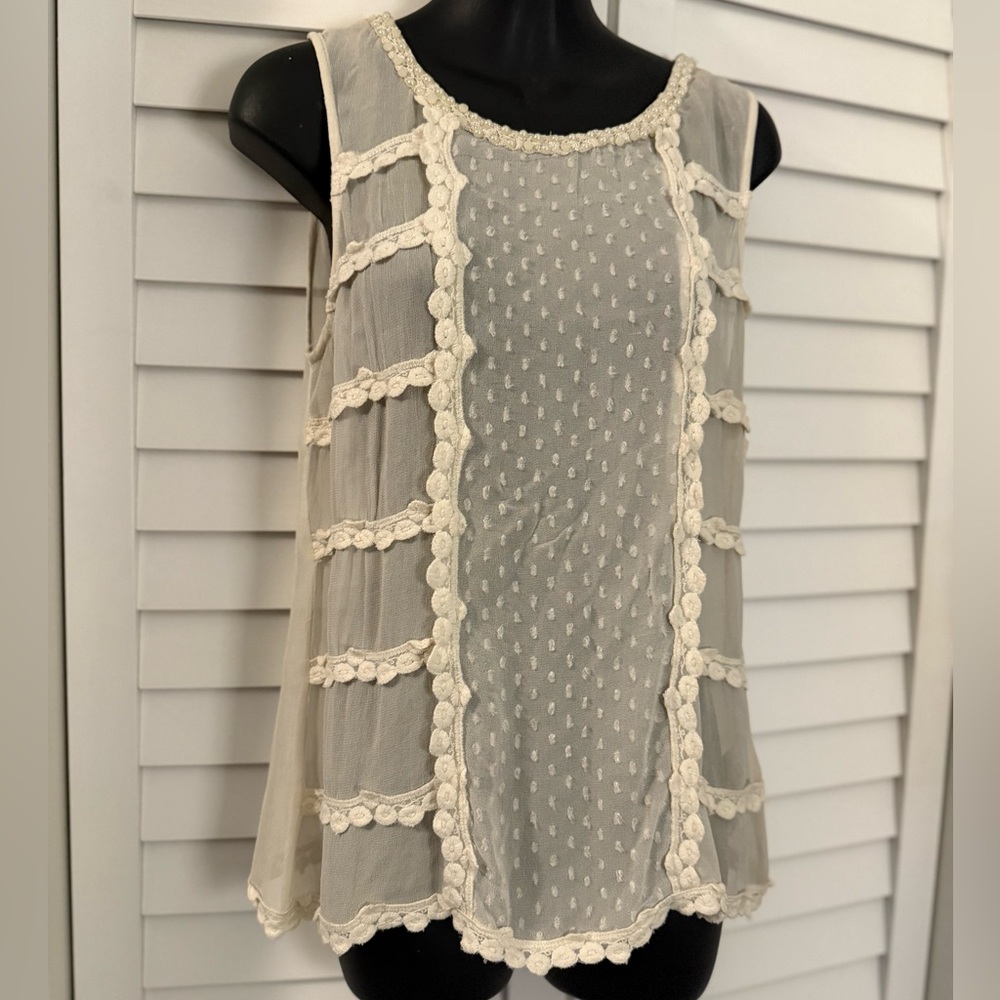 Cream Chic Lace-Trimmed Sleeveless Sheer Blouse Size EU 36 | Small